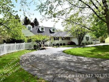 3 BR, 2.5 BA Apartment 1553 Hatch Rd, Okemos, MI 48864