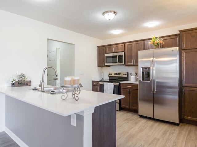 3 BR, 2.5 BA Apartment 157 Redon Circle, Webster, NY 14580