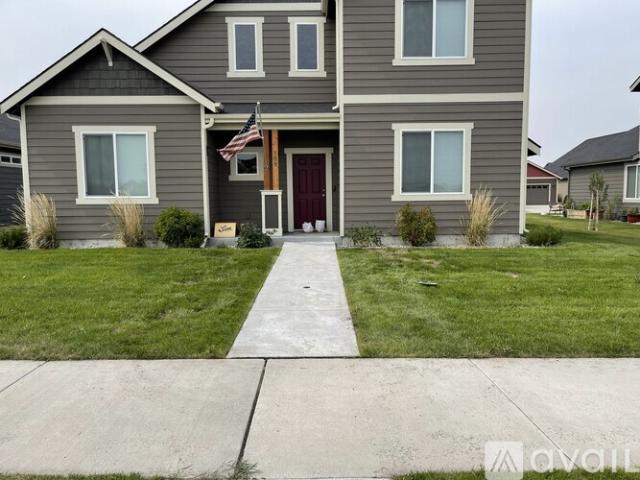 3 BR, 2.5 BA Apartment 159 South Laurel Parkway, Bozeman, MT 59718