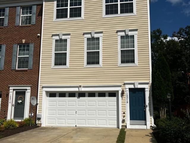 3 BR, 2.5 BA Apartment 15316 Bennetts Run Ct, Brandywine, MD 20613