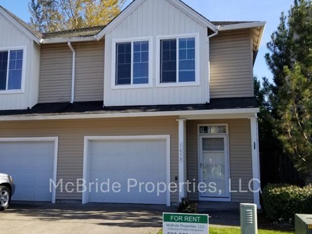 3 BR, 2.5 BA Apartment 1659 NE 10th Pl, Unit 1659, Canby, OR 97013