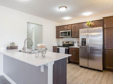 3 BR, 2.5 BA Apartment 167 Redon Circle, Webster, NY 14580