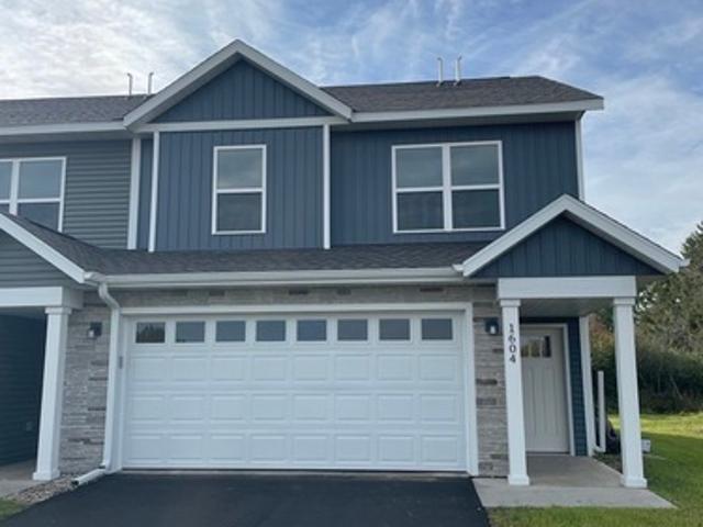 3 BR, 2.5 BA Apartment 1604 East 23rd Street, Marshfield, WI 54449