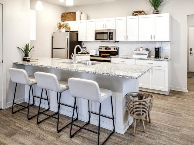 3 BR, 2.5 BA Apartment 16201 Ida Street Unit 0904, Omaha, NE 68116