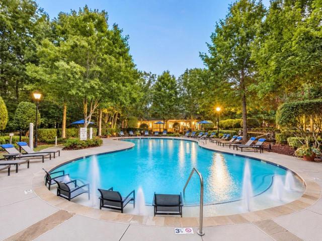 3 BR, 2.5 BA Apartment 16311 Hawfield Way Drive Unit 0211, Charlotte, NC 28277