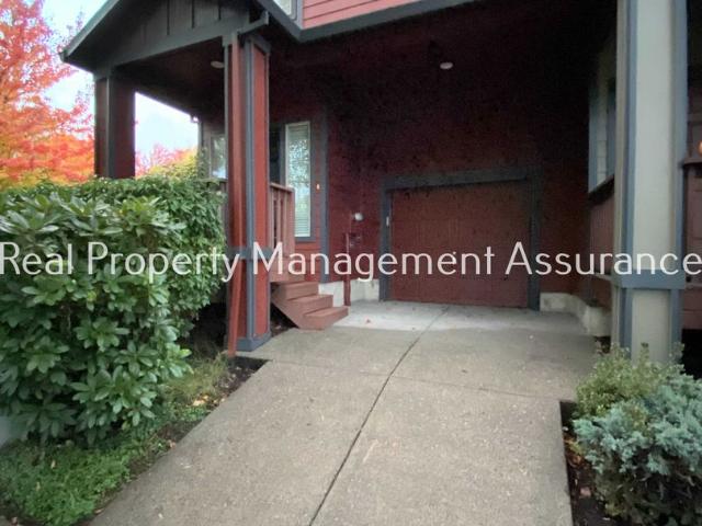 3 BR, 2.5 BA Apartment 17555 SW Rose Petal Lane, Beaverton, OR 97006