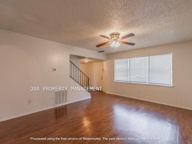 3 BR, 2.5 BA Apartment 1764 Farleigh Ct, Fort Worth, TX 76140