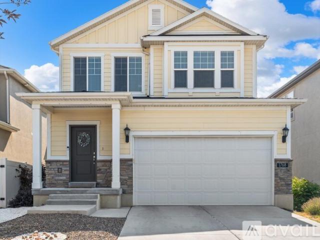 3 BR, 2.5 BA Apartment 1768 Haven Parkway, West Haven, UT 84401