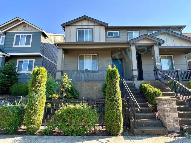 3 BR, 2.5 BA Apartment 17124 SE Crossroads Ave, Happy Valley, OR 97086