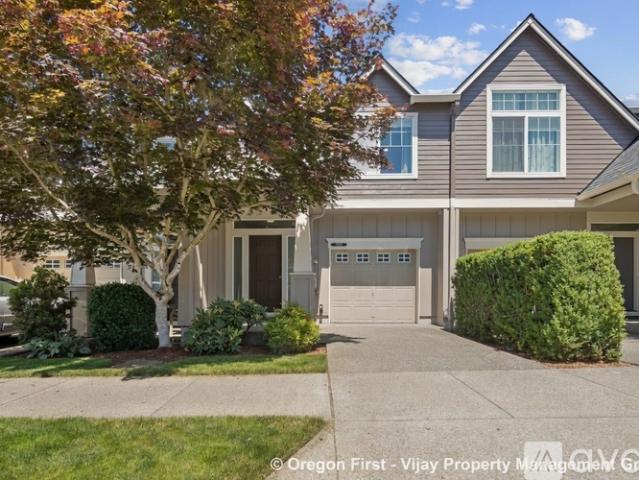 3 BR, 2.5 BA Apartment 17147 SW Berkeley Ln, Beaverton, OR 97003