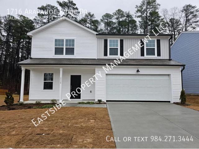 3 BR, 2.5 BA Apartment 1716 Arapahoe Ridge Dr, Raleigh, NC 27604