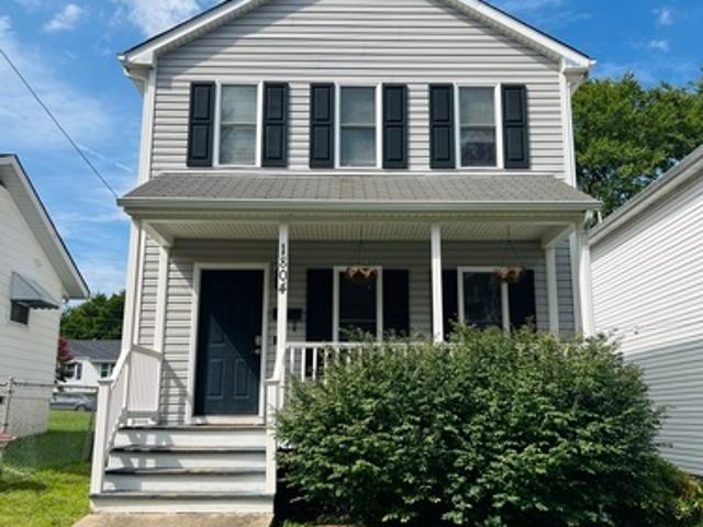 3 BR, 2.5 BA Apartment 1804 Powhatan Street, Richmond, VA 23220