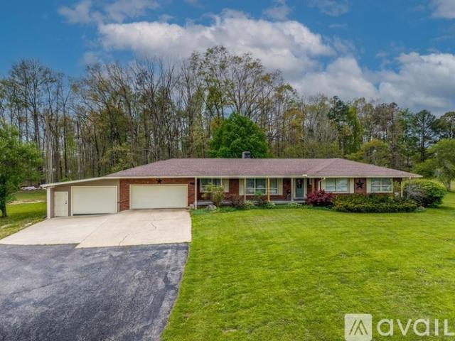3 BR, 2.5 BA Apartment 1805 Kentucky 801 North, Morehead, KY 40351