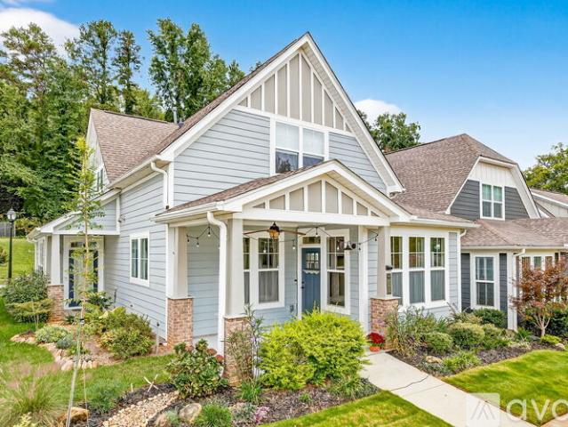 3 BR, 2.5 BA Apartment 18 Cottage Knoll Circle, Greenville, SC 29609