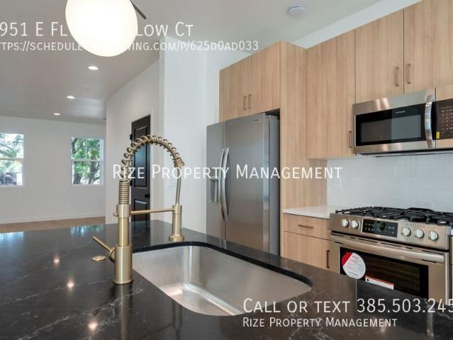 3 BR, 2.5 BA Apartment 1951 E Flyns Hollow Ct, Millcreek, UT 84106