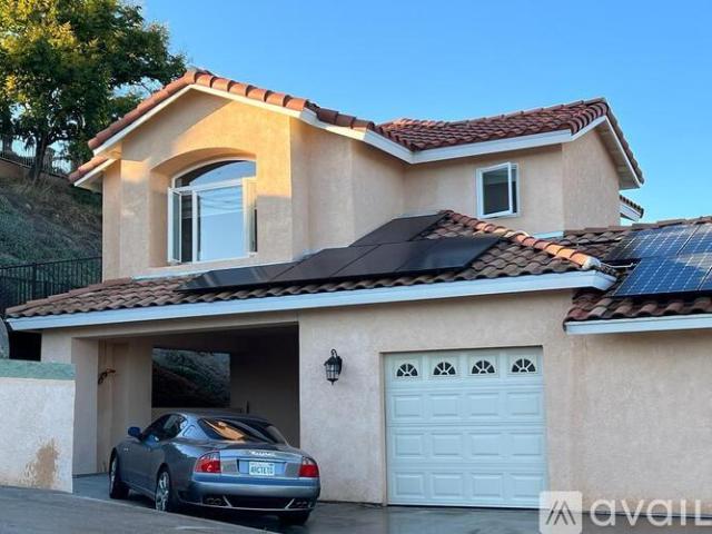 3 BR, 2.5 BA Apartment 1956 Avocado Ranch Road, El Cajon, CA 92019