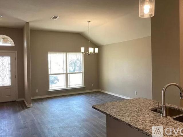 3 BR, 2.5 BA Apartment 1917 South Concho Drive, San Angelo, TX 76904