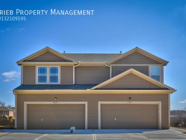3 BR, 2.5 BA Apartment 2040 S 137th St, Bonner Springs, KS 66012