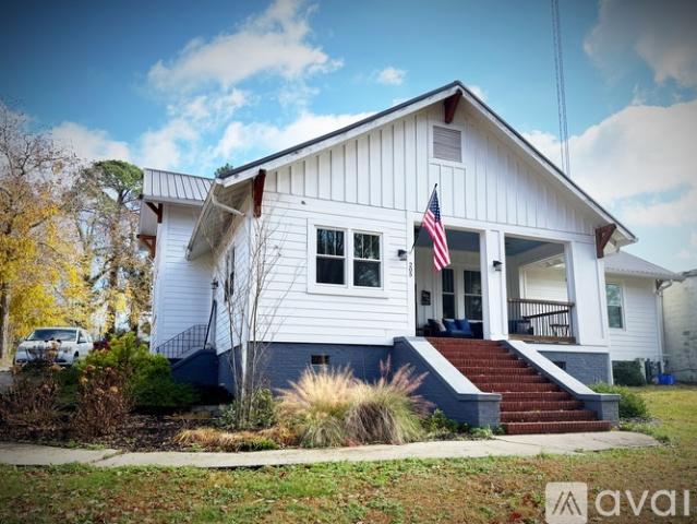 3 BR, 2.5 BA Apartment 205 Russell St, Easley, SC 29640
