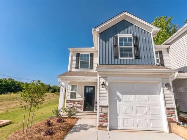3 BR, 2.5 BA Apartment 2003 Kinbrace Ct Unit 2067, Greer, SC 29651