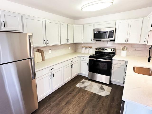 3 BR, 2.5 BA Apartment 201 N Squirrel Rd Unit 0307, Auburn Hills, MI 48326