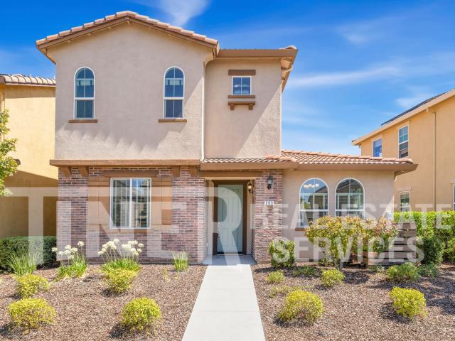 3 BR, 2.5 BA Apartment 203 Rochdale St, Roseville, CA 95661
