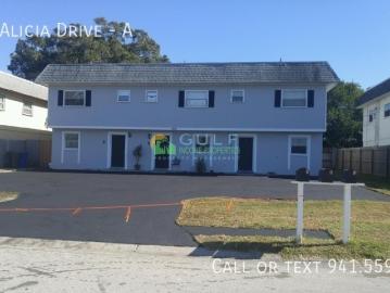 3 BR, 2.5 BA Apartment 2151 Alicia Drive A, Clearwater, FL 33763