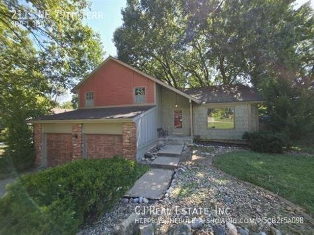 3 BR, 2.5 BA Apartment 2111 NE 79th Terr, Kansas City, MO 64118