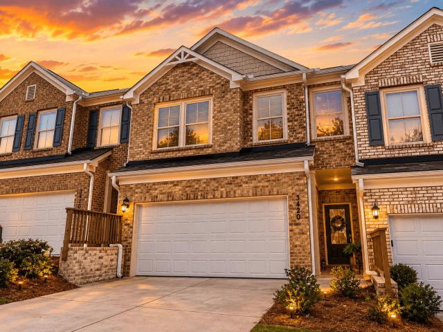 3 BR, 2.5 BA Apartment 2260 Parkwood Road Unit 3350, Snellville, GA 30078