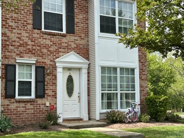 3 BR, 2.5 BA Apartment 227 Lindsey Ct, Unit 0, Franklin Township, NJ 08823