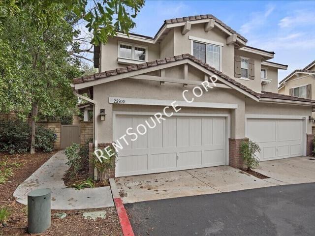 3 BR, 2.5 BA Apartment 22900 Cheyenne Drive, Valencia, CA 91354