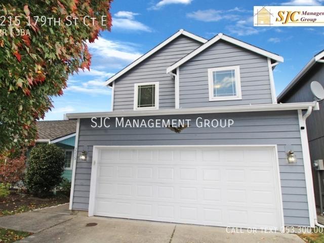 3 BR, 2.5 BA Apartment 2215 179th St Ct E, Tacoma, WA 98445