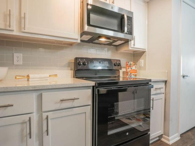 3 BR, 2.5 BA Apartment 2218 Place Rebecca Lane Unit R01, Houston, TX 77090