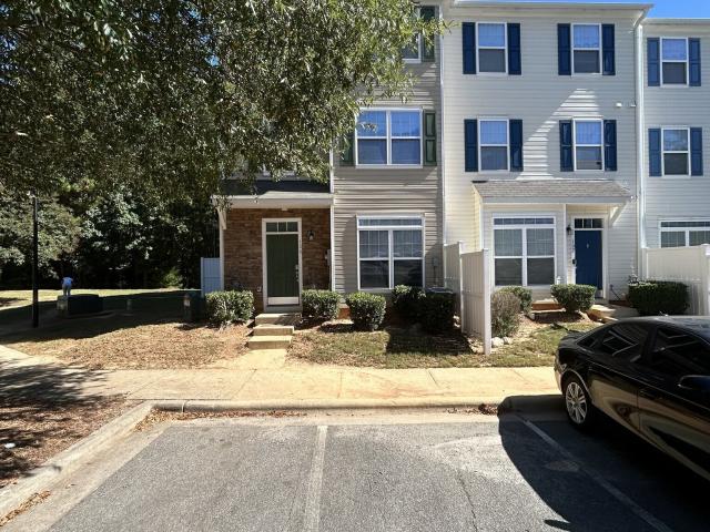 3 BR, 2.5 BA Apartment 2230 Valley Edge Drive Unit 100, Raleigh, NC 27614