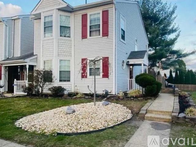 3 BR, 2.5 BA Apartment 22 Van Horn Place, Unit Van horn, Village Shires, PA 18966