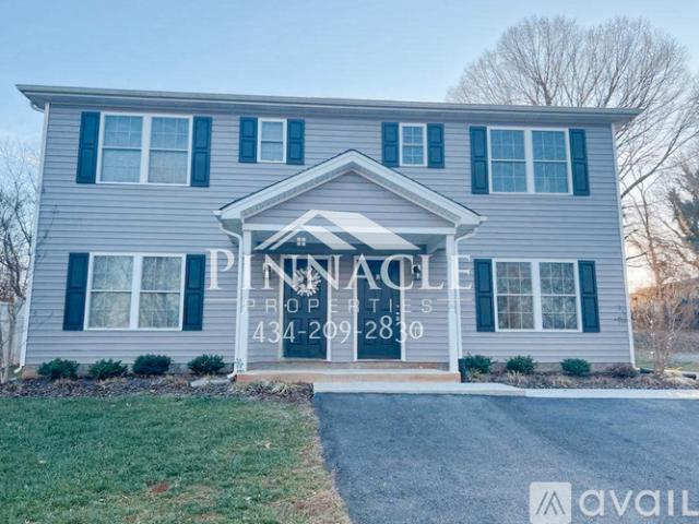 3 BR, 2.5 BA Apartment 2313 Acorn St, Unit B, Lynchburg, VA 24501