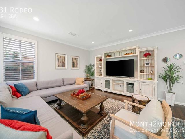 3 BR, 2.5 BA Apartment 231 Rodeo, Irvine, CA 92602