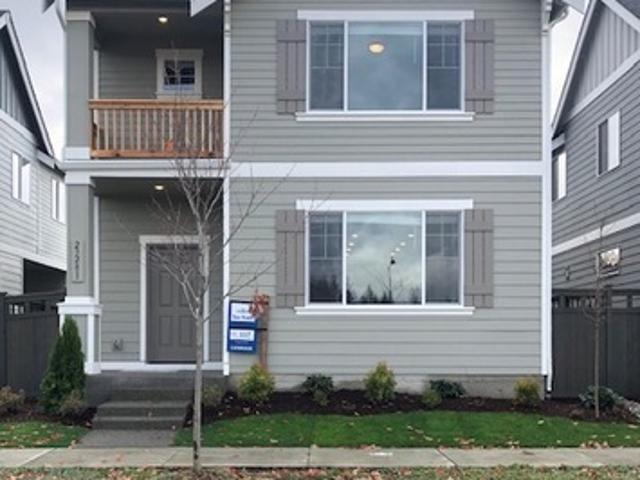 3 BR, 2.5 BA Apartment 23281 Southeast Fir Street, Black Diamond, WA 98010