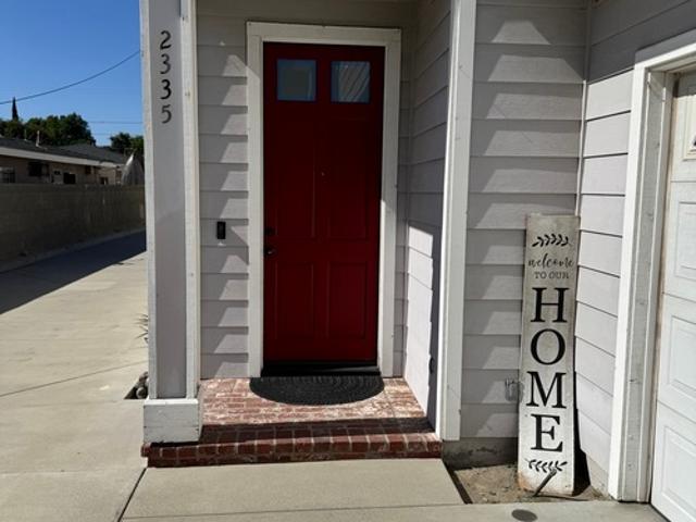 3 BR, 2.5 BA Apartment 2335 East Poppy Street, Unit 2335, Long Beach, CA 90805