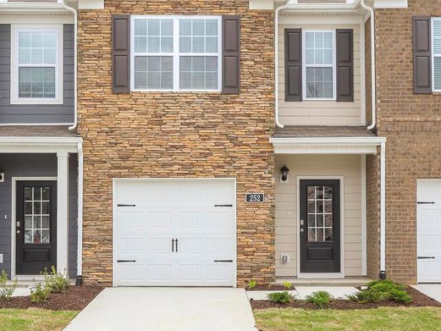 3 BR, 2.5 BA Apartment 250 Hazel Ln, Lebanon, TN 37087