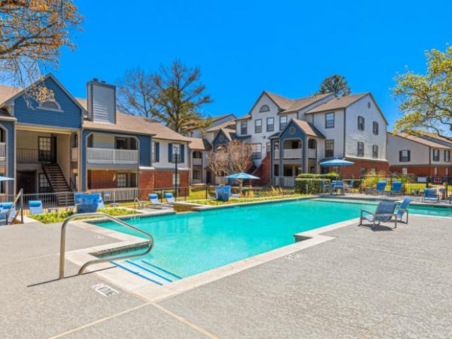 3 BR, 2.5 BA Apartment 2701 Parkview Lane Unit 0621, Bedford, TX 76022