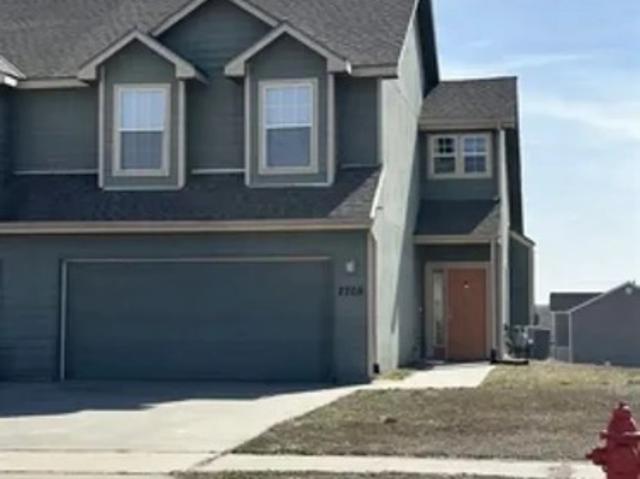 3 BR, 2.5 BA Apartment 2705 Kathie Dr, Unit 2705, Junction City, KS 66441