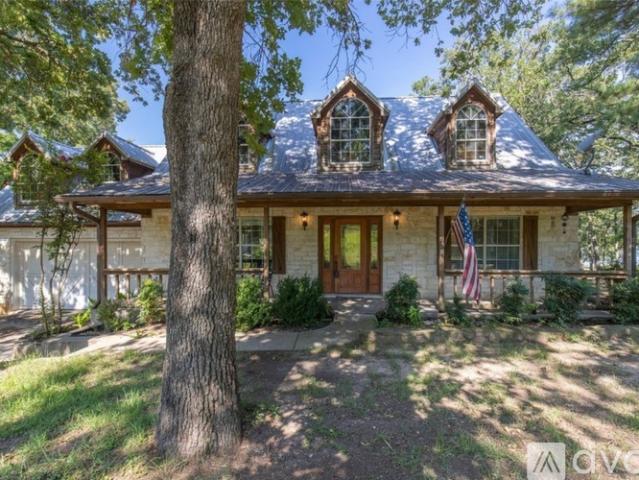 3 BR, 2.5 BA Apartment 273 County Road 3346, Emory, TX 75440