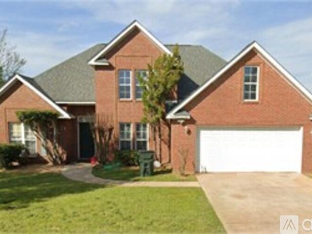 3 BR, 2.5 BA Apartment 304 Thornwood Drive, Bonaire, GA 31005