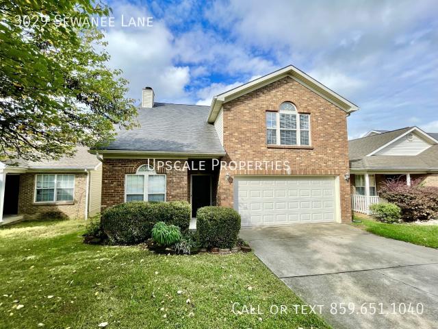 3 BR, 2.5 BA Apartment 3029 Sewanee Lane, Lexington, KY 40509