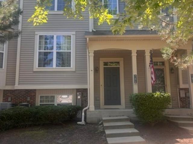 3 BR, 2.5 BA Apartment 31675 Tall Grass Ct, Unit D, Lakemoor, IL 60051