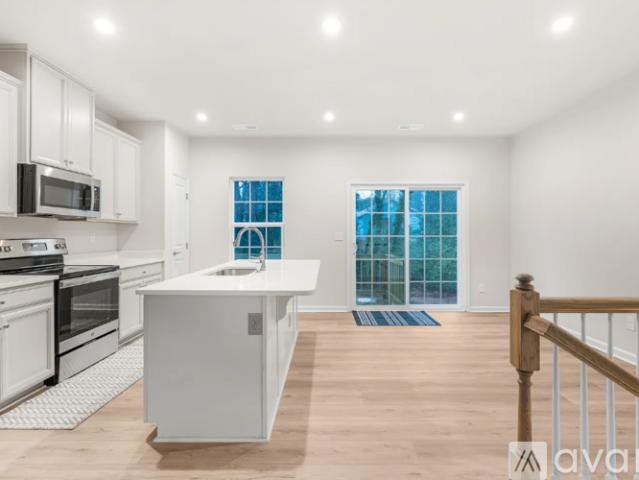 3 BR, 2.5 BA Apartment 3129 Beeler Ln, Charlotte, NC 28208