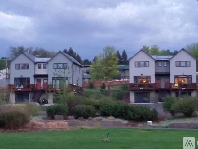 3 BR, 2.5 BA Apartment 324 Styner Avenue, Unit 324, Moscow, ID 83843