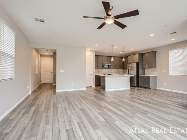 3 BR, 2.5 BA Apartment 320 Cape Seville Place, Henderson, NV 89015