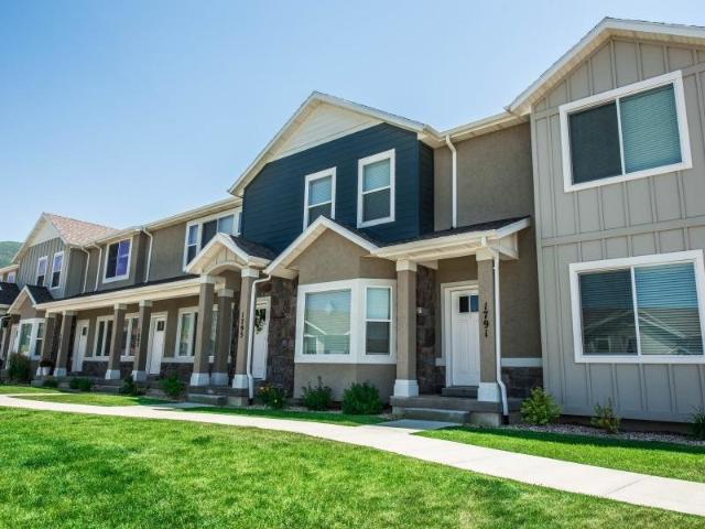 3 BR, 2.5 BA Apartment 3310 N 1750 E Unit A 1770, Layton, UT 84040